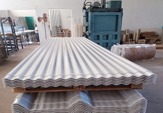 Telha Trapezoidal Tp Tr 100 x 950 x 952 x 956 x 6 Metros Translúcida Branca Leitosa Preço de Fábrica